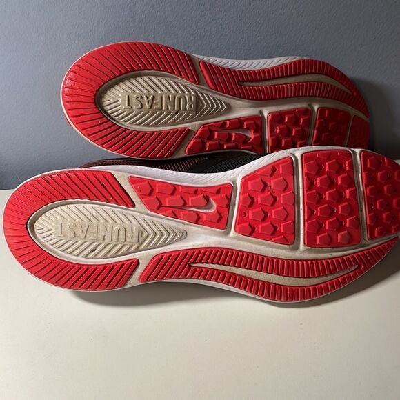 NIKE Star Runner Russell Wilson size US 5Y Big Kids Running Shoe - Picture 6 of 7